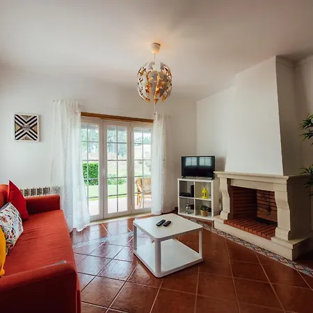 Prázdninový dům Lahoulou House *